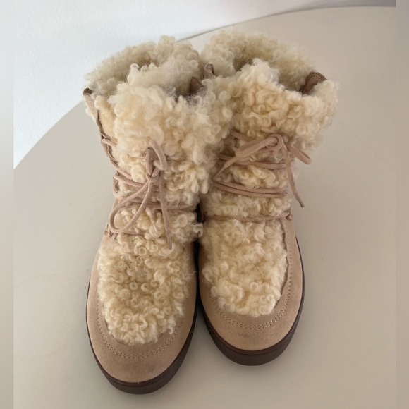 Vionic Splendid Oak Sand Suede & Curly Shearling Lace Up Boots Women’s Size 9 - Picture 1 of 16